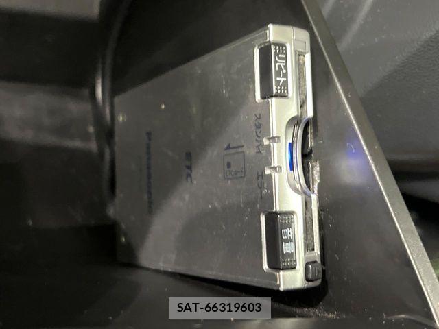 Nissan ROOX 2013-02 7962656-6