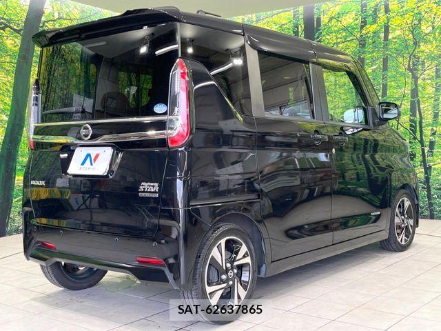 Nissan ROOX 2021-02 7963618-16