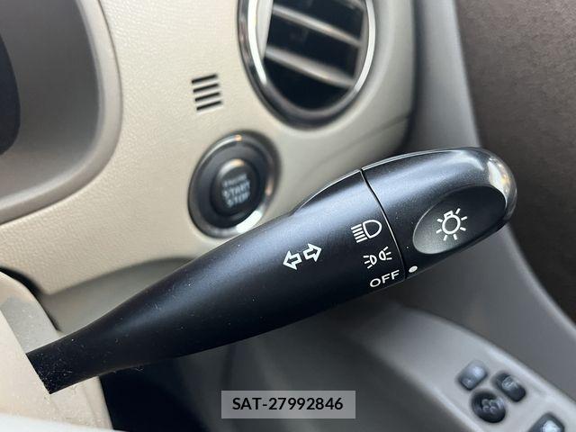 Nissan ROOX 2013-02 7963632-15