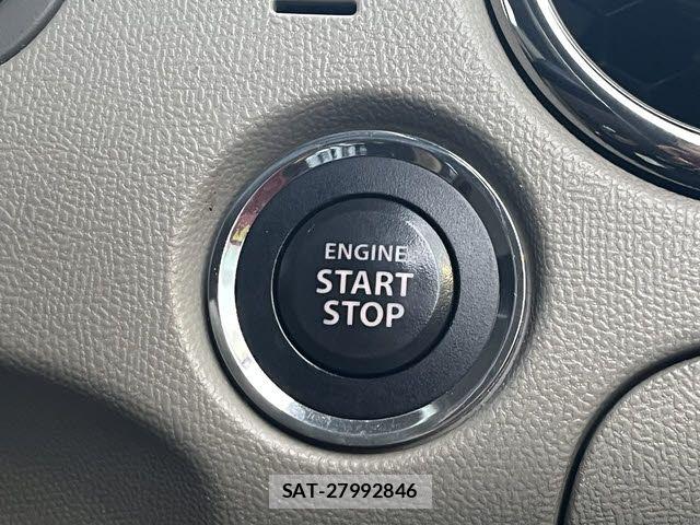 Nissan ROOX 2013-02 7963632-17