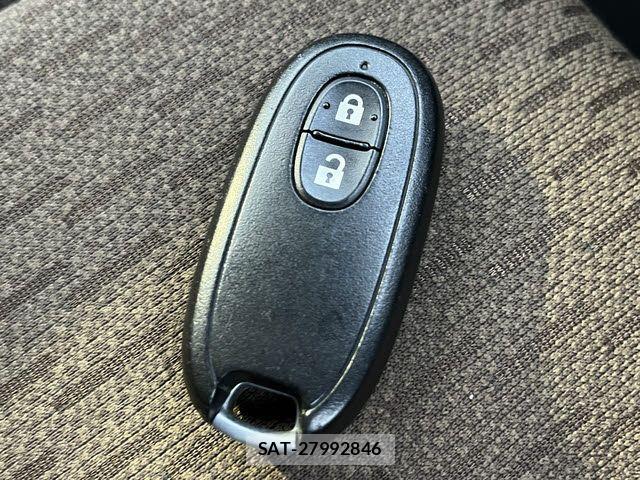 Nissan ROOX 2013-02 7963632-25