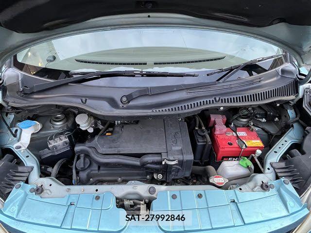 Nissan ROOX 2013-02 7963632-27