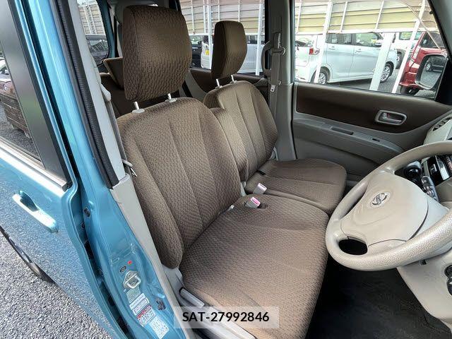 Nissan ROOX 2013-02 7963632-3