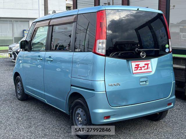 Nissan ROOX 2013-02 7963632-8