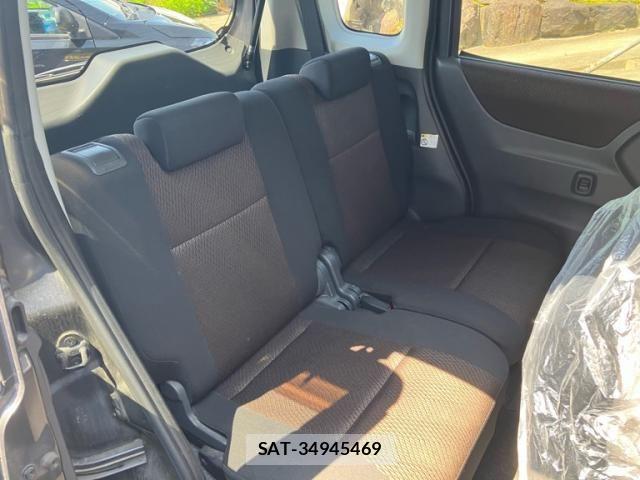 Nissan ROOX 2011-07 7980890-11