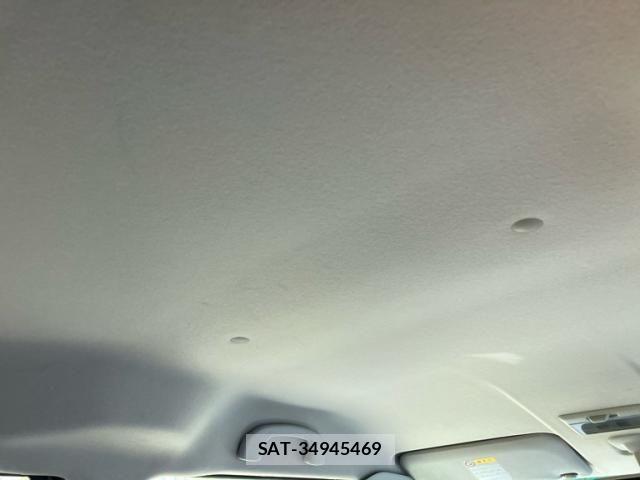 Nissan ROOX 2011-07 7980890-12