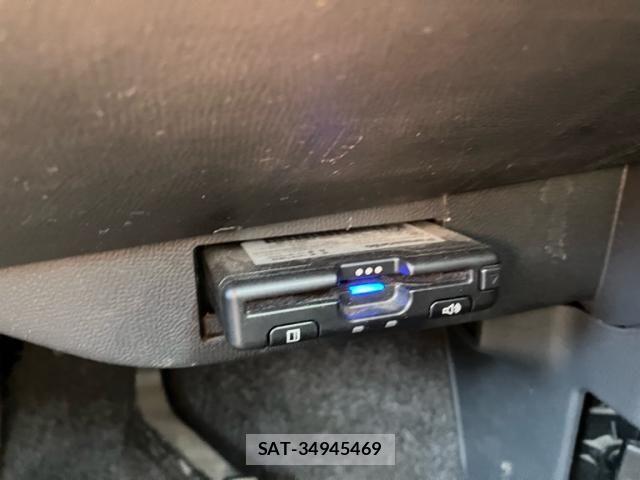 Nissan ROOX 2011-07 7980890-18