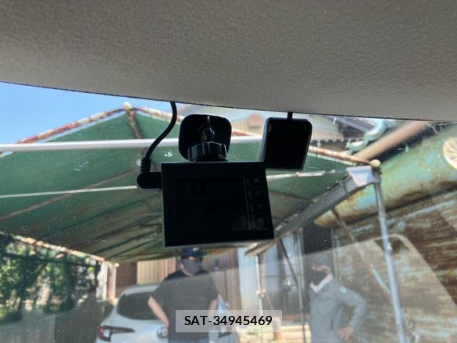 Nissan ROOX 2011-07 7980890-22