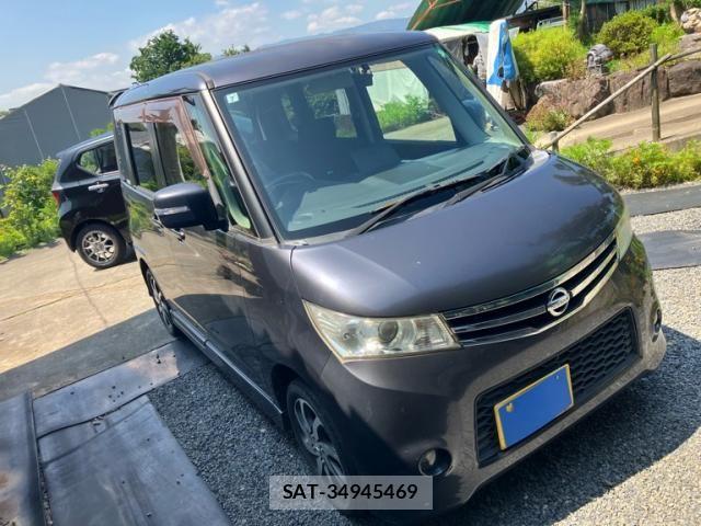 Nissan ROOX 2011-07 7980890-3