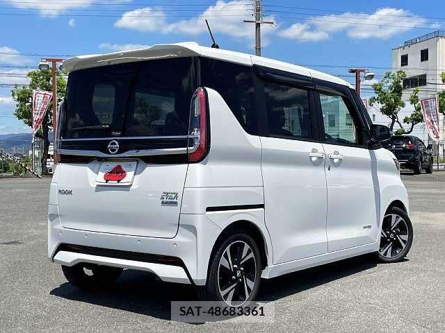 Nissan ROOX 2022-08 7980884-2