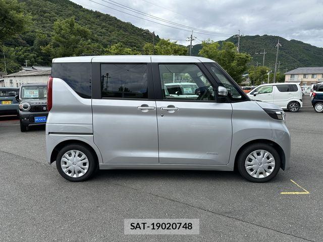 Nissan ROOX 2022-09 7980891-2