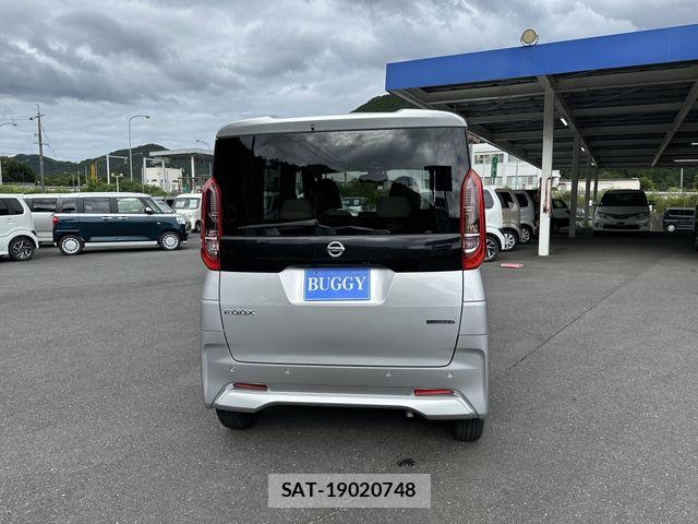 Nissan ROOX 2022-09 7980891-4