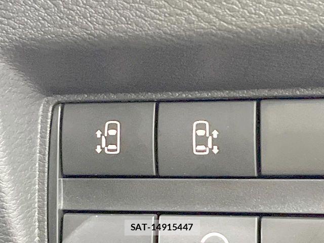 Nissan ROOX 2024-02 8037986-2
