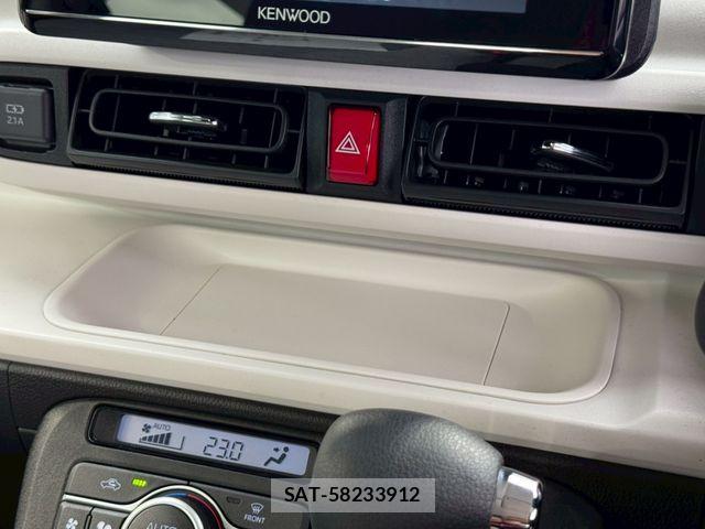 Nissan ROOX 2025-09 8037988-10