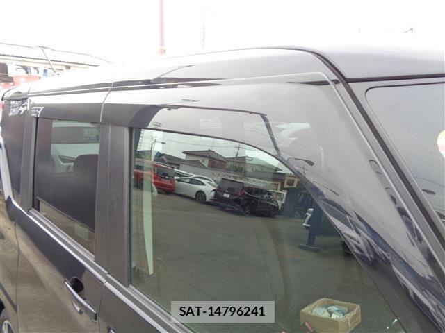 Nissan ROOX 2023-02 8038006-9