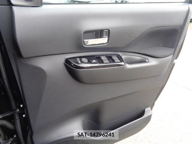 Nissan ROOX 2023-02 8038006-28
