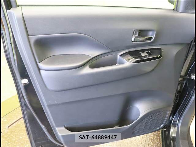 Nissan ROOX 2023-07 8037996-28