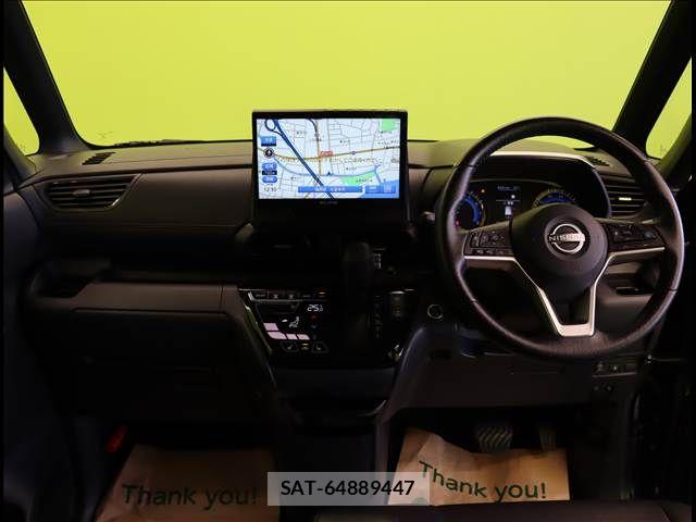 Nissan ROOX 2023-07 8037996-2