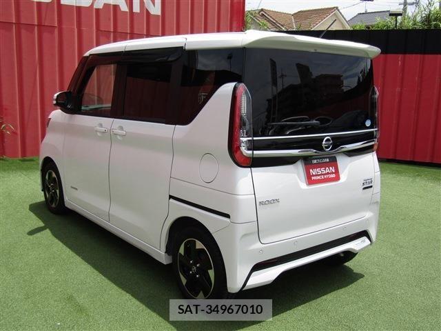Nissan ROOX 2021-09 8037985-1