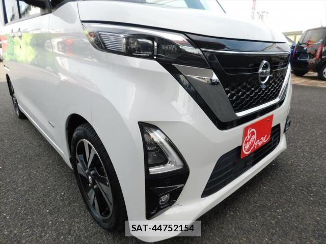 Nissan ROOX 2020-05 8038014-9