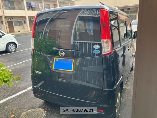 Nissan ROOX 2011-01 8038027-2