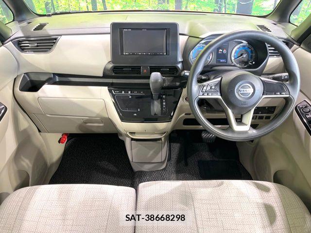 Nissan ROOX 2020-08 8038010-1