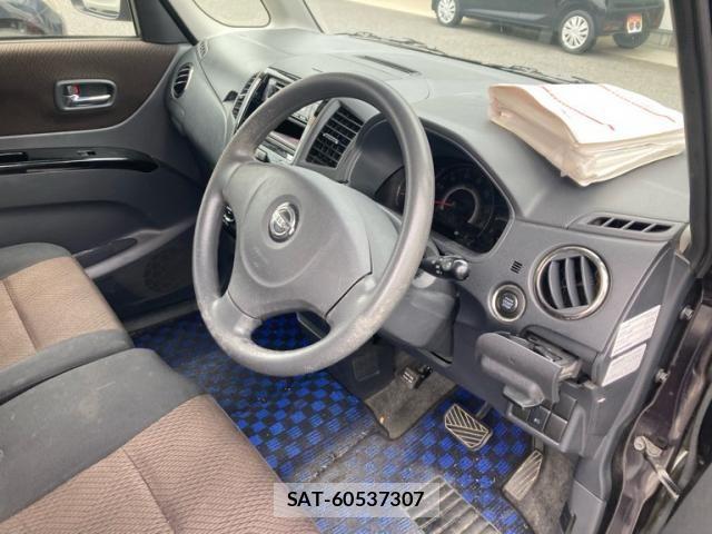 Nissan ROOX 2010-02 8038025-12