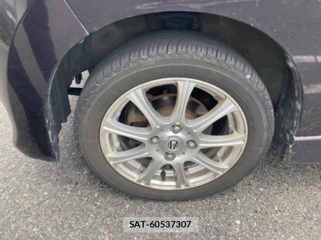 Nissan ROOX 2010-02 8038025-4