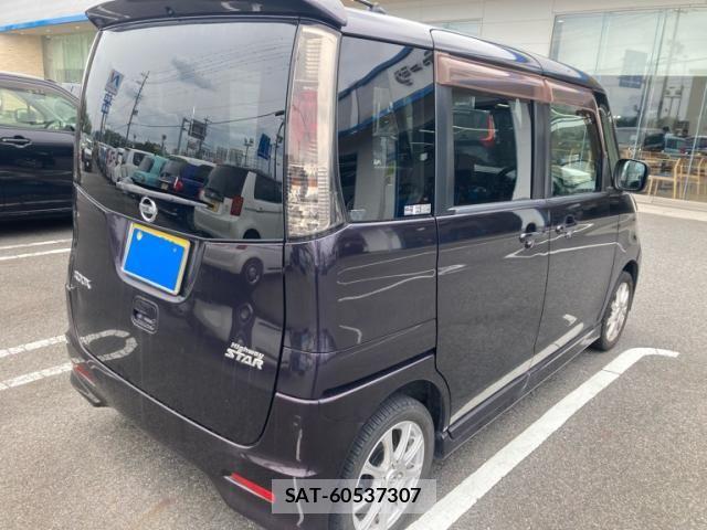 Nissan ROOX 2010-02 8038025-7