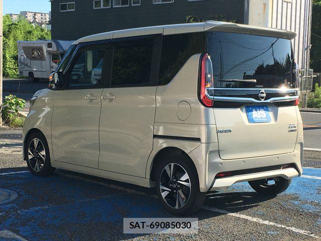 Nissan ROOX 2023-06 8038008-10