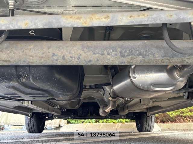 Nissan ROOX 2012-07 8038018-18