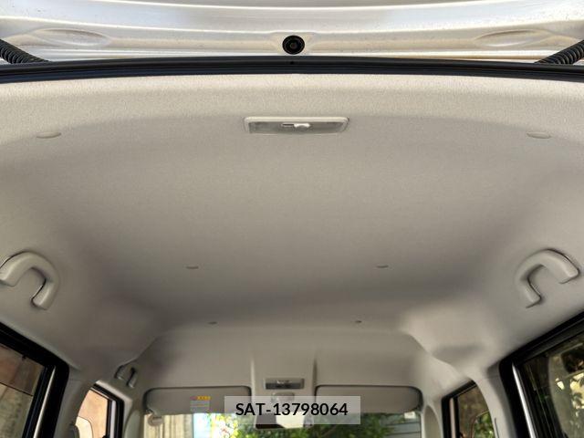 Nissan ROOX 2012-07 8038018-24