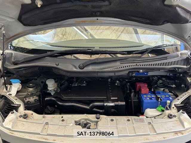 Nissan ROOX 2012-07 8038018-28