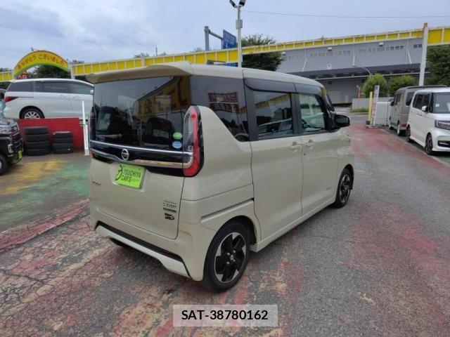 Nissan ROOX 2021-01 8037998-10