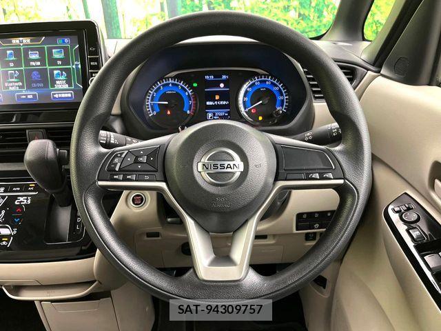 Nissan ROOX 2021-09 8038011-9