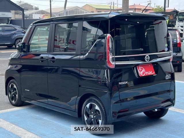 Nissan ROOX 2020-10 8038015-9