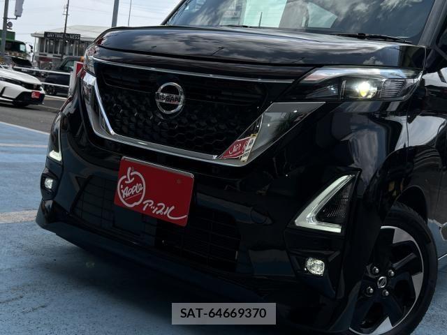 Nissan ROOX 2020-10 8038015-17