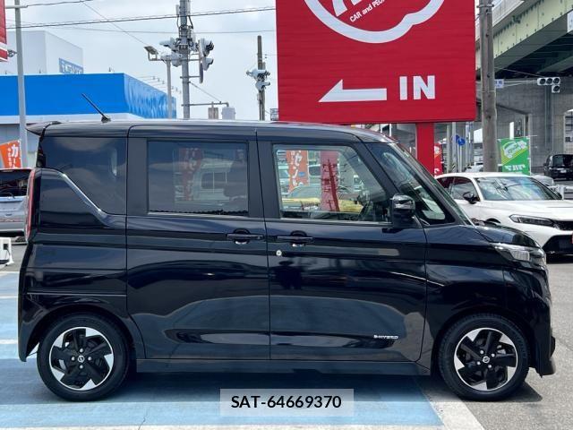 Nissan ROOX 2020-10 8038015-6