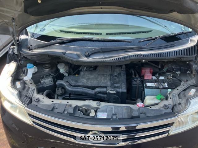 Nissan ROOX 2010-11 8038026-12
