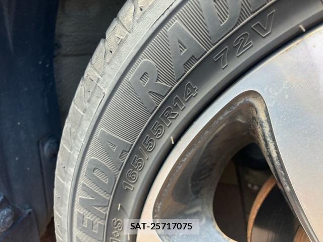 Nissan ROOX 2010-11 8038026-4