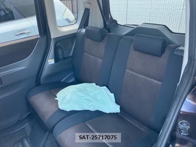 Nissan ROOX 2010-11 8038026-8