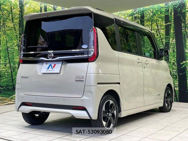Nissan ROOX 2021-09 8075409-16