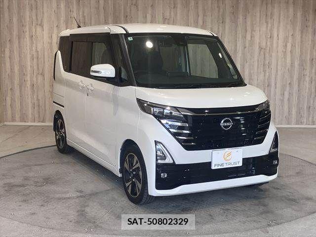 Nissan ROOX 2023-06 8075398-17