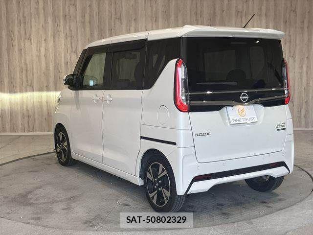 Nissan ROOX 2023-06 8075398-21