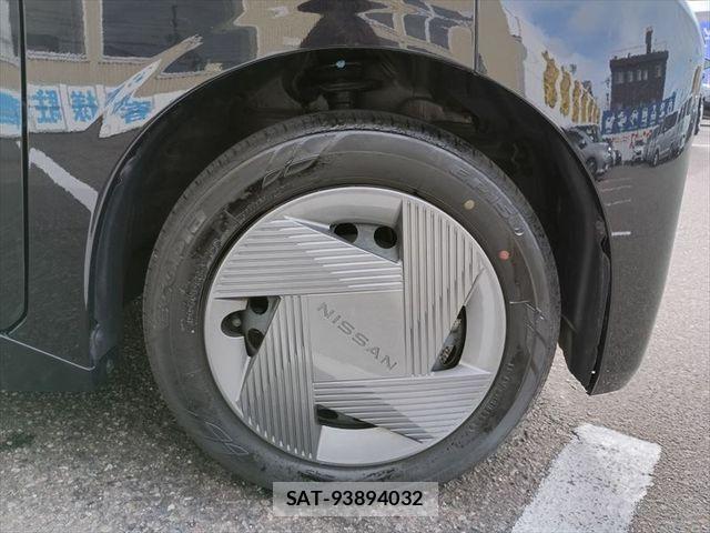 Nissan ROOX 2024-02 8075418-5