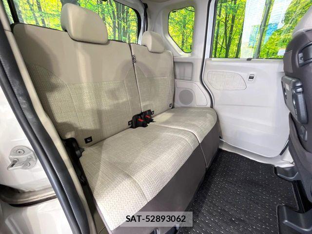 Nissan ROOX 2021-08 8075413-8
