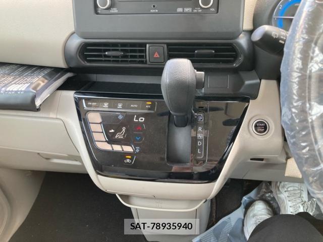 Nissan ROOX 2021-04 8075419-22