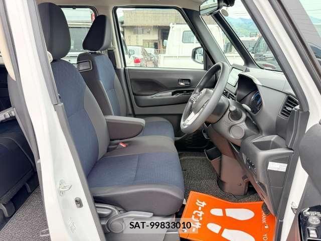 Nissan ROOX 2021-03 8075410-25