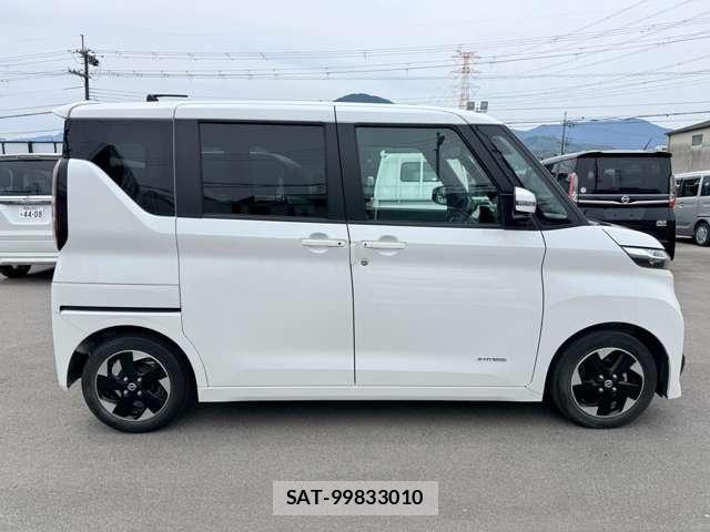 Nissan ROOX 2021-03 8075410-7