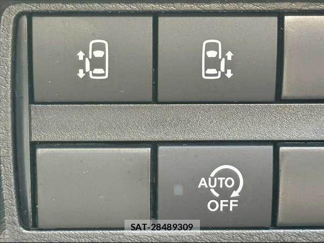 Nissan ROOX 2022-06 8101667-2